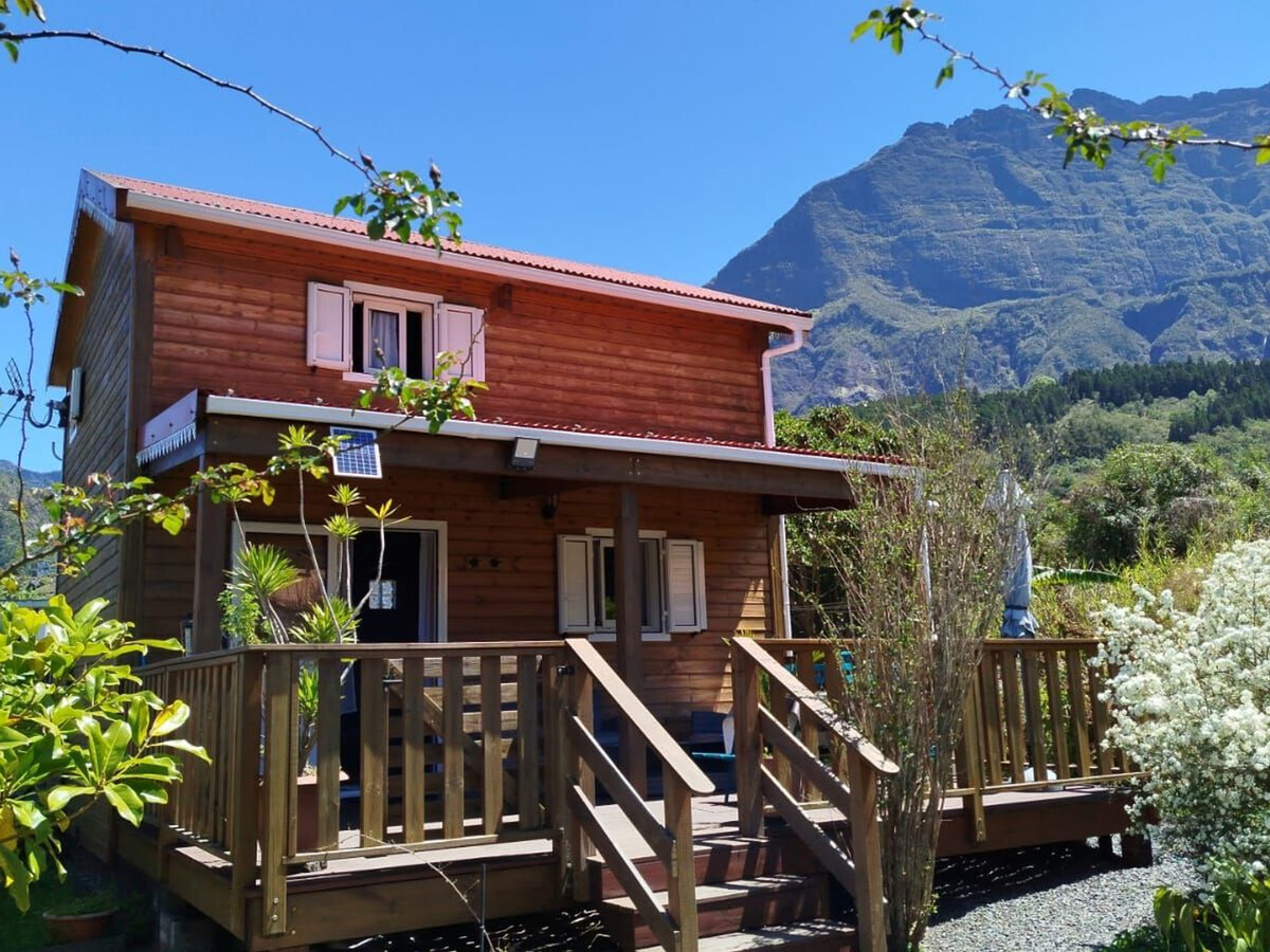 Chalet vue Cirque de Cilaos – Terrasse 23 m² - Photo 1