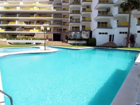 Location appartement à Quarteira Vilamoura, Appartement moderne à Vilamoura - 2 chambres, piscine et climatisation