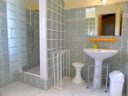 Maison en pierre 4 chambres avec piscine à Félines Minervois : photo 8
