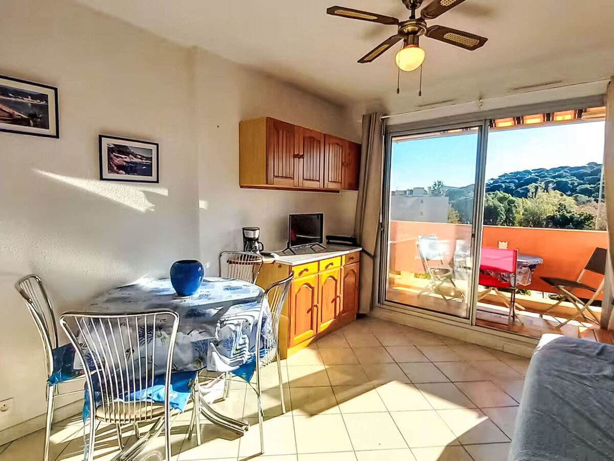Studio 24m² à 80m de la plage, Bormes-les-Mimosas - Photo 1