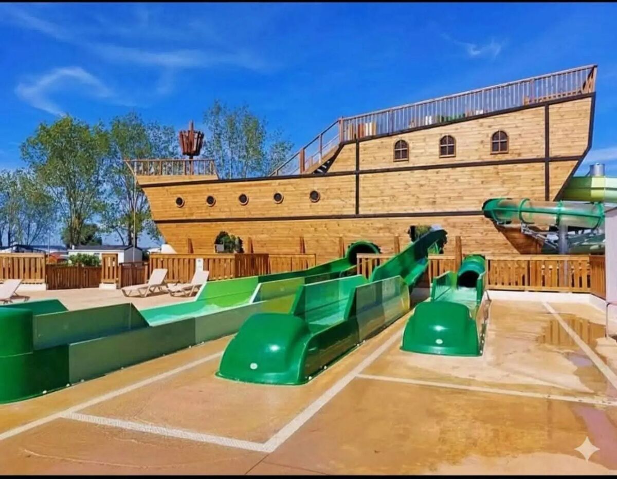 Bungalow 6 pers. avec piscine intérieure et toboggans aquatiques - Photo 14