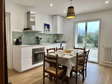 Location maison à Combrit, Maison rénovée, jardin clos - 10 pers.