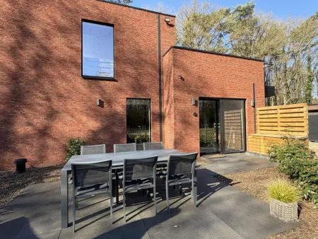 Location appartement à Zutendaal, Nature, calme et prairies pour chevaux.