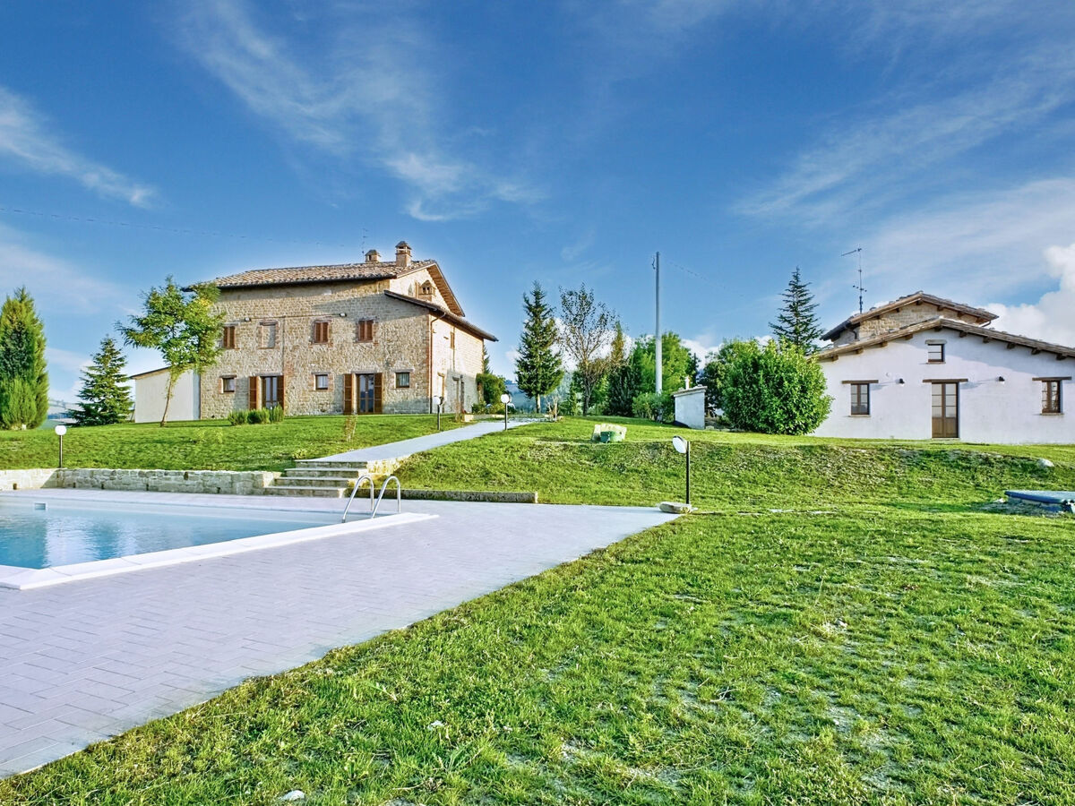 Il Casolare e il Fienile, gîte 14 pers. avec piscine - Photo 1