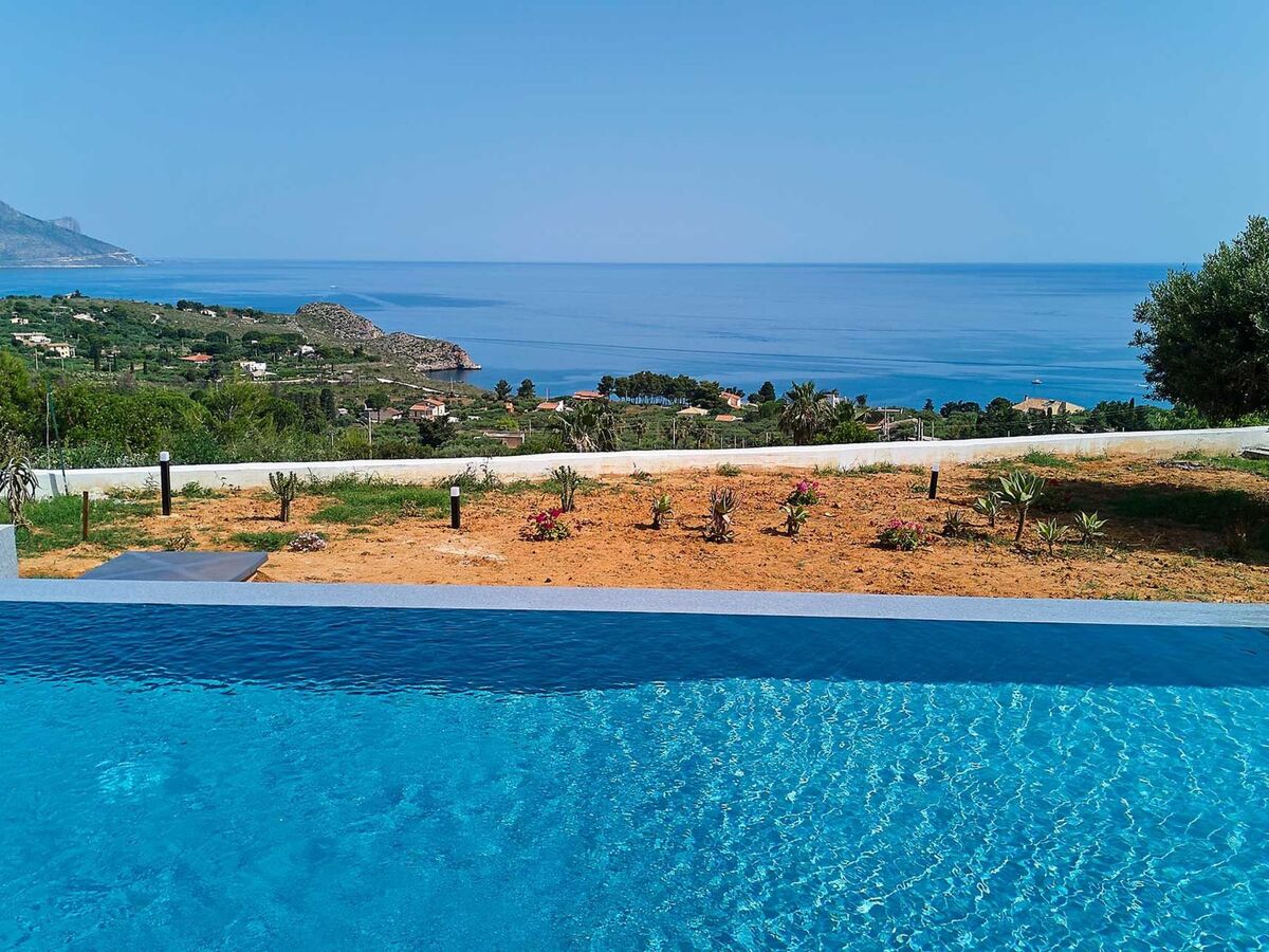 Villa Antonella – 4 chambres, piscine infinity et vue mer - Photo 1
