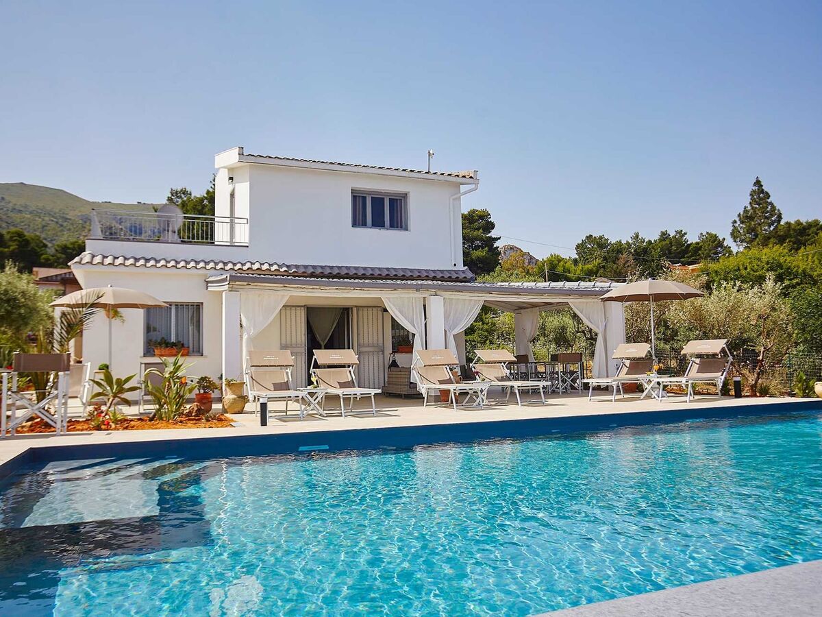 Villa Antonella – 4 chambres, piscine infinity et vue mer - Photo 8