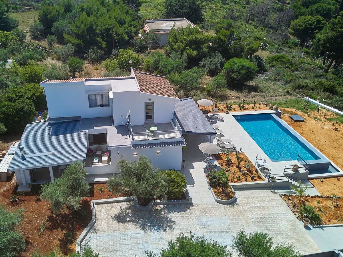 Villa Antonella – 4 chambres, piscine infinity et vue mer - Photo 29