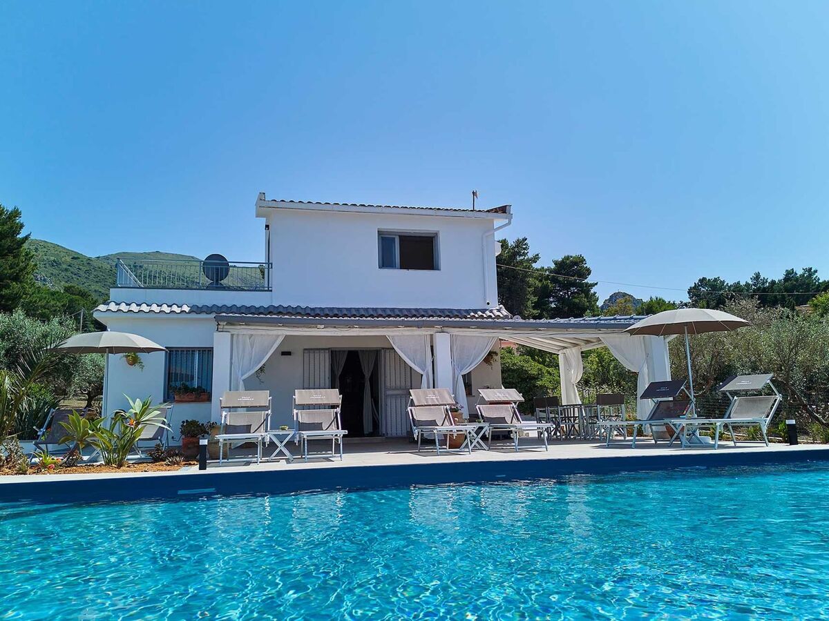 Villa Antonella – 4 chambres, piscine infinity et vue mer - Photo 31