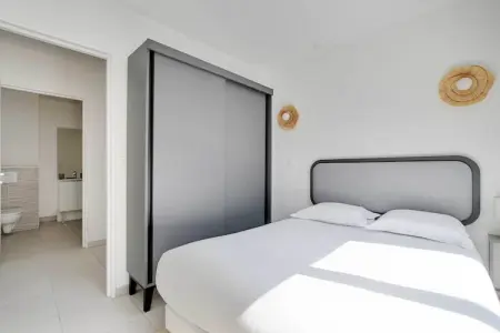 Location appartement à Suresnes, Appt Elégant - 1BDR/2P - Proche Paris & La Défense