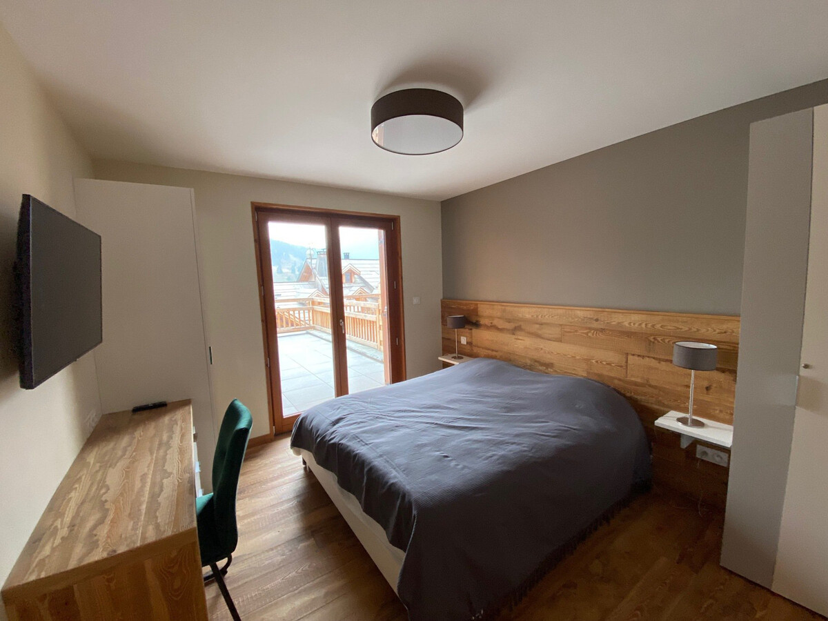 Duplex 9 pers. plein sud avec terrasse 26m² aux pistes - Photo 4