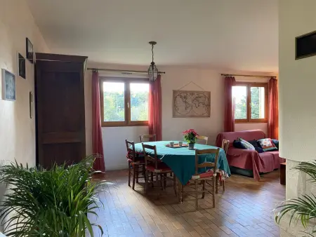 Grand chalet au cœur d'un centre équestre près de Vichy : photo 9