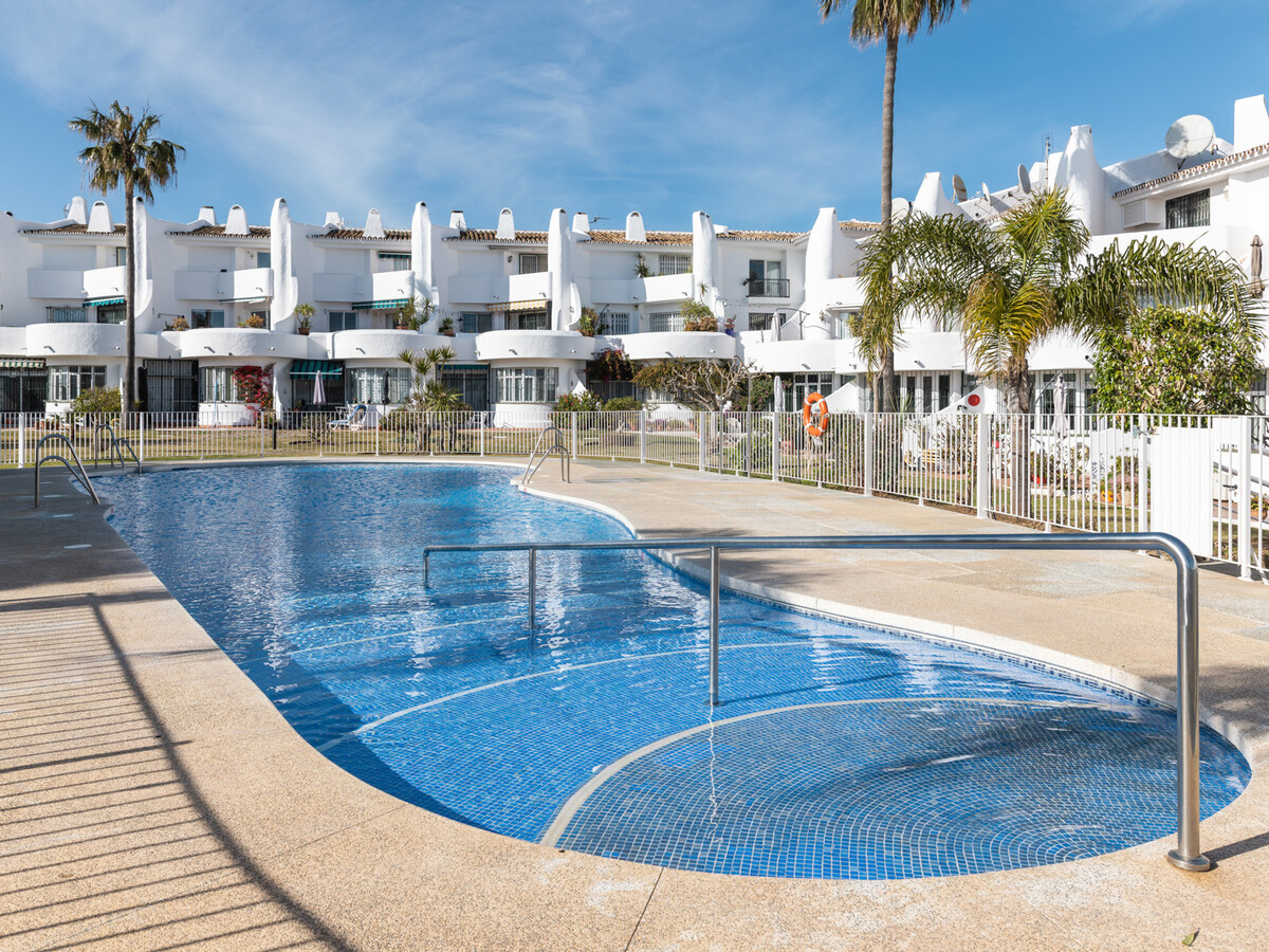 Appartement Mijas Costa, 80 m² avec terrasse et vue piscine - Photo 2