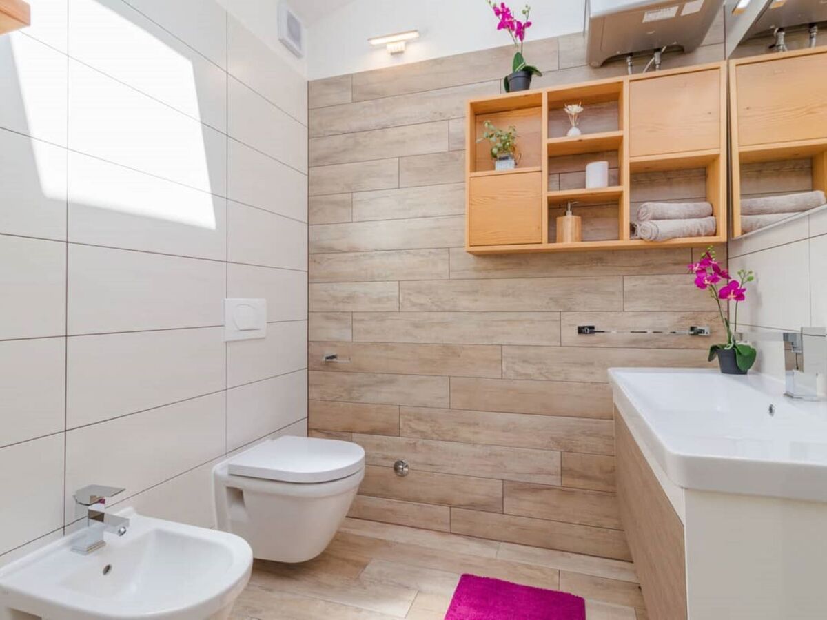 Villa Pietra, maison 2 étages avec piscine privée à Galižana - Photo 21