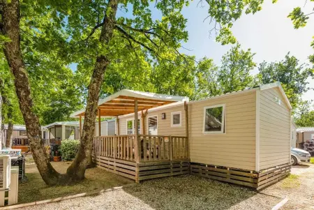 Location bungalow à Lagorce, Bungalow avec équipements partagés près de Lagorce, 32 m²