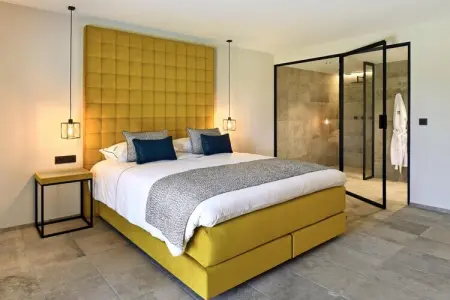 Durbuy Suites, Villa avec piscine et suites pour 12 personnes : photo 3