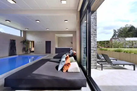 Durbuy Suites, Villa avec piscine et suites pour 12 personnes : photo 6