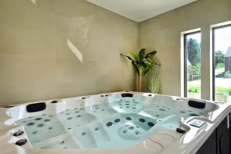 Durbuy Suites, Villa avec piscine et suites pour 12 personnes : photo 37