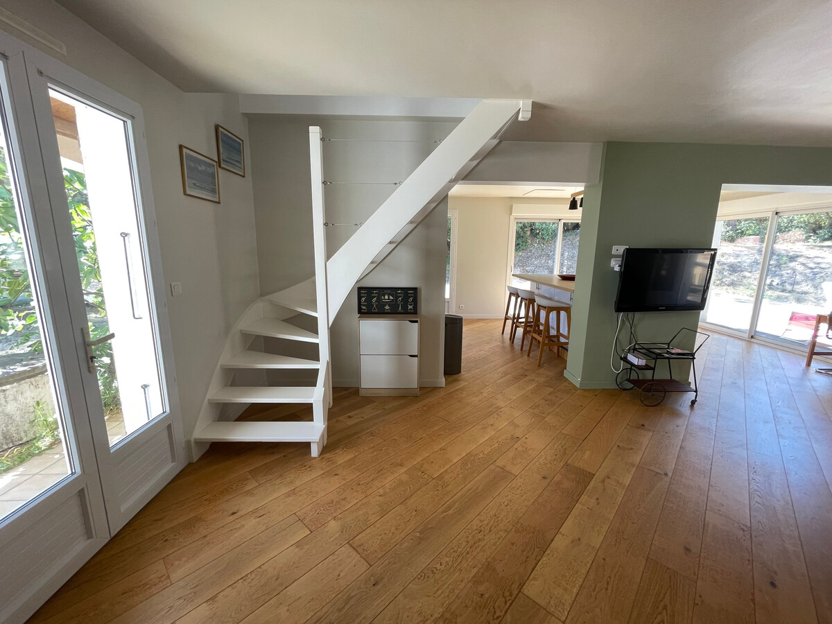Villa dans les pins à 200m de la plage, 6 pers. - Photo 2