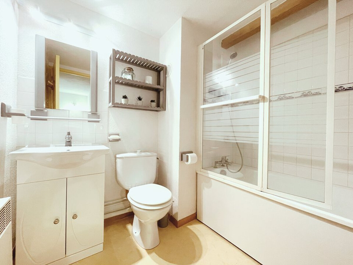 Appartement 4 pers. avec piscine et accès direct au Lac - Photo 13