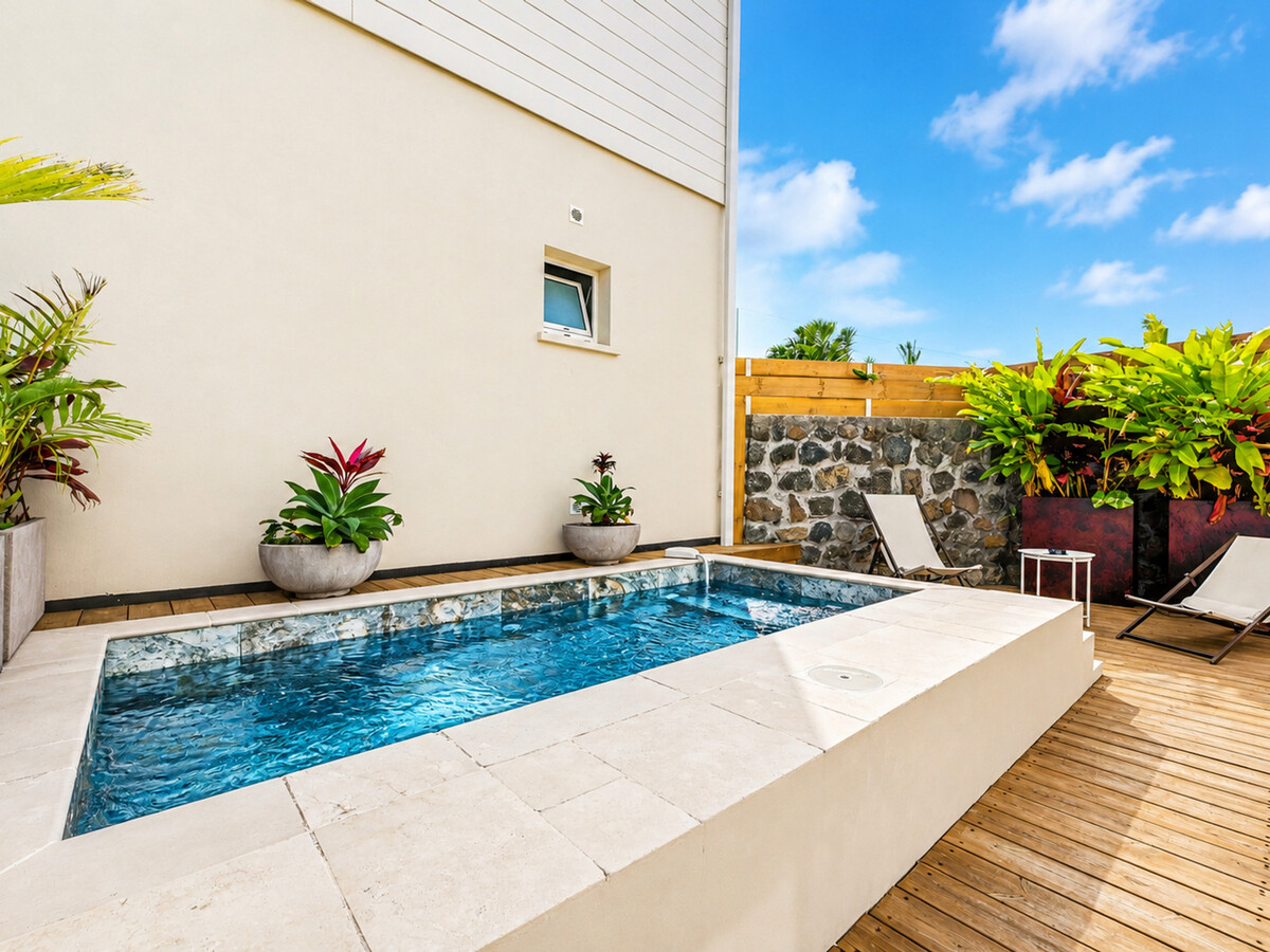 Gîte avec piscine privative à Saint-Joseph - Photo 1