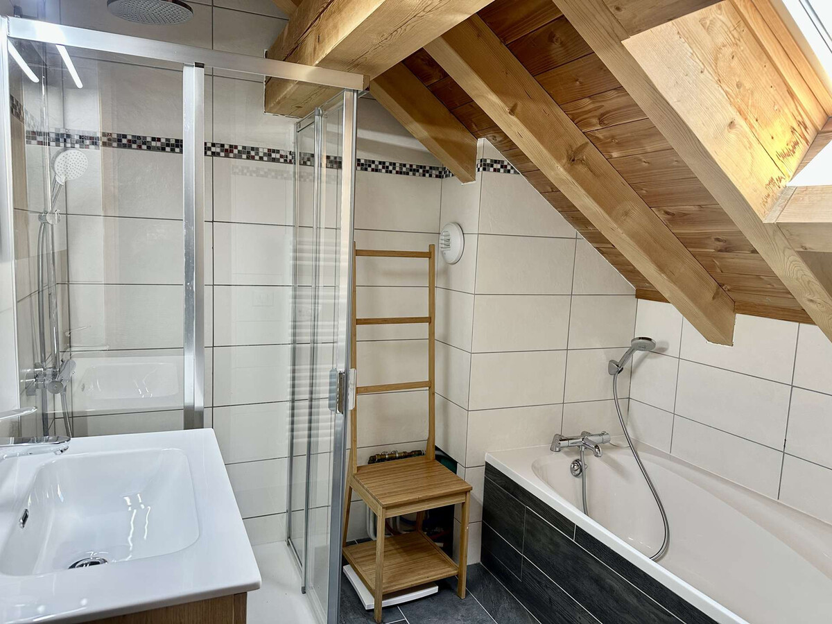 Chalet 12 pers. 5 chambres avec poêle à bois à Valloire - Photo 12