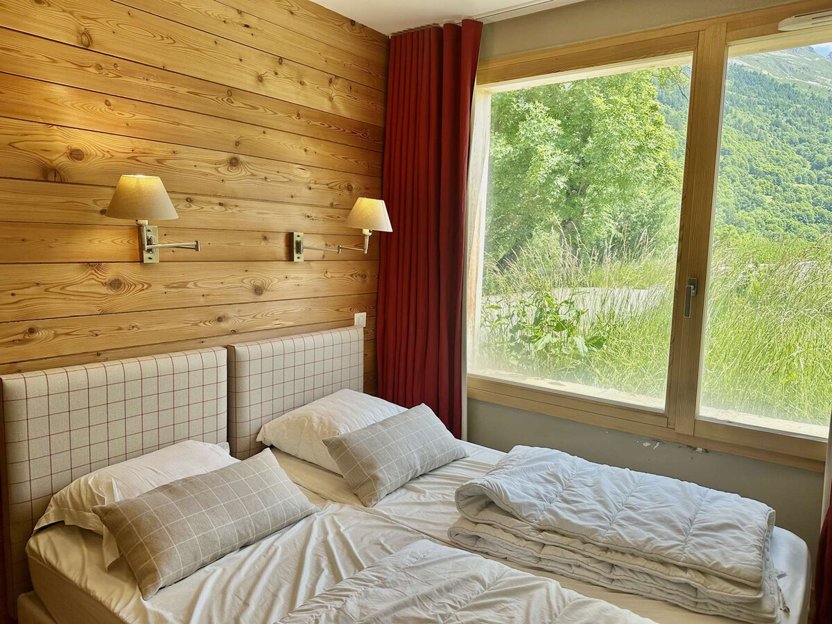 Chalet 12 pers. 5 chambres avec poêle à bois à Valloire - Photo 14
