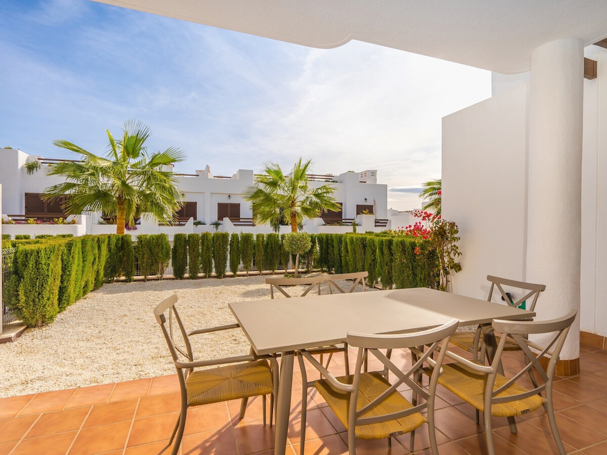 Appartement 2 ch, piscine chauffée, à 50 m de la plage - Photo 2