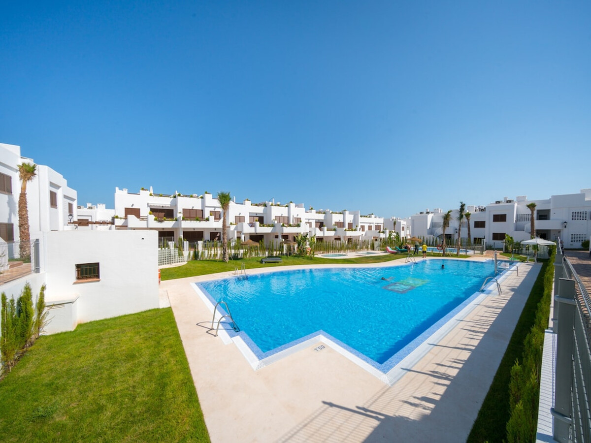 Appartement 2 ch, piscine chauffée, à 50 m de la plage - Photo 22