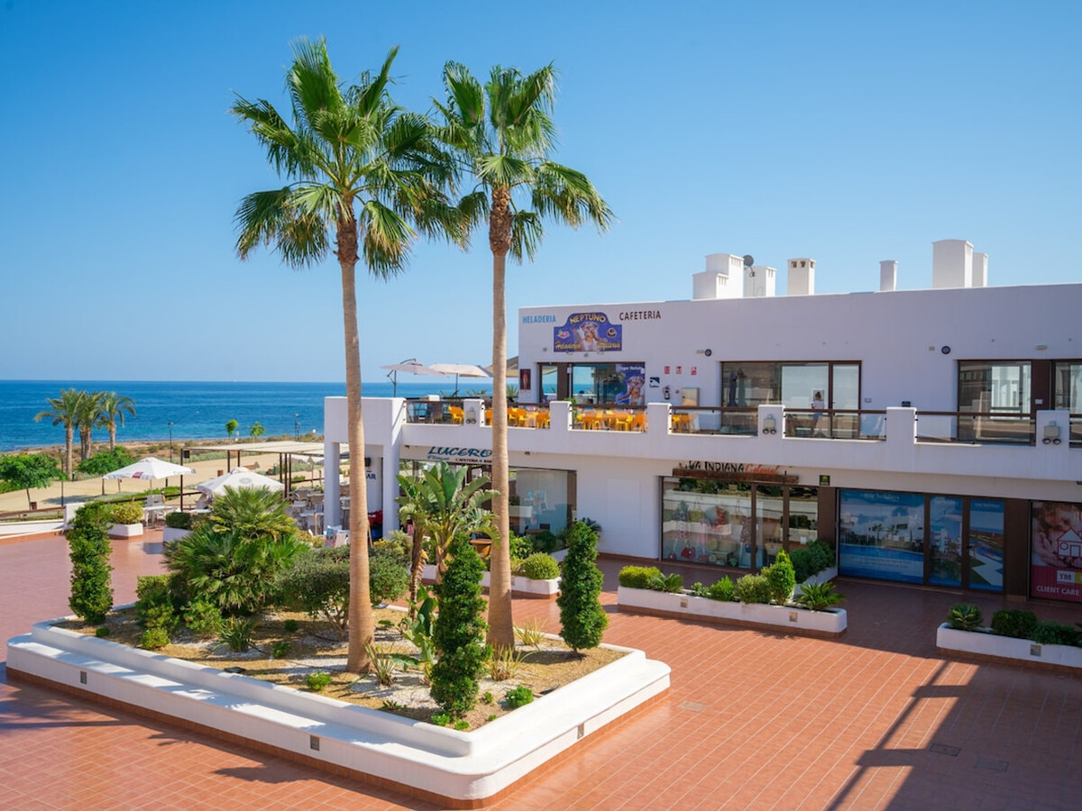 Appartement 2 ch, piscine chauffée, à 50 m de la plage - Photo 32