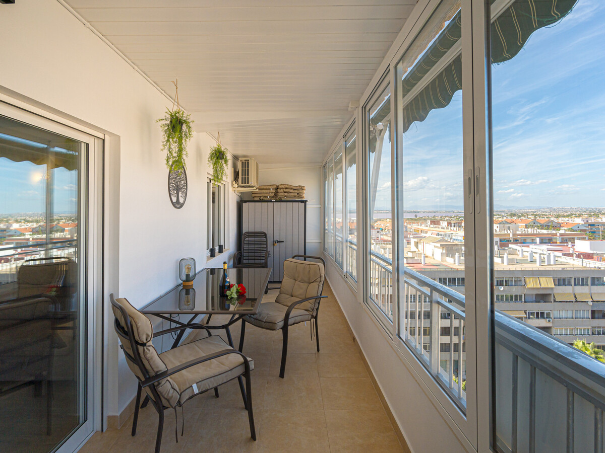 Appartement 4 pers. vue mer à Torrevieja, clim & terrasse - Photo 3