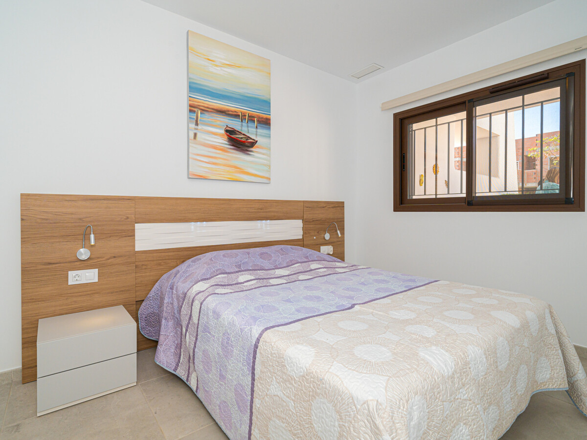 Appartement neuf 3 chambres, 100 m plage - San Juan - Photo 17