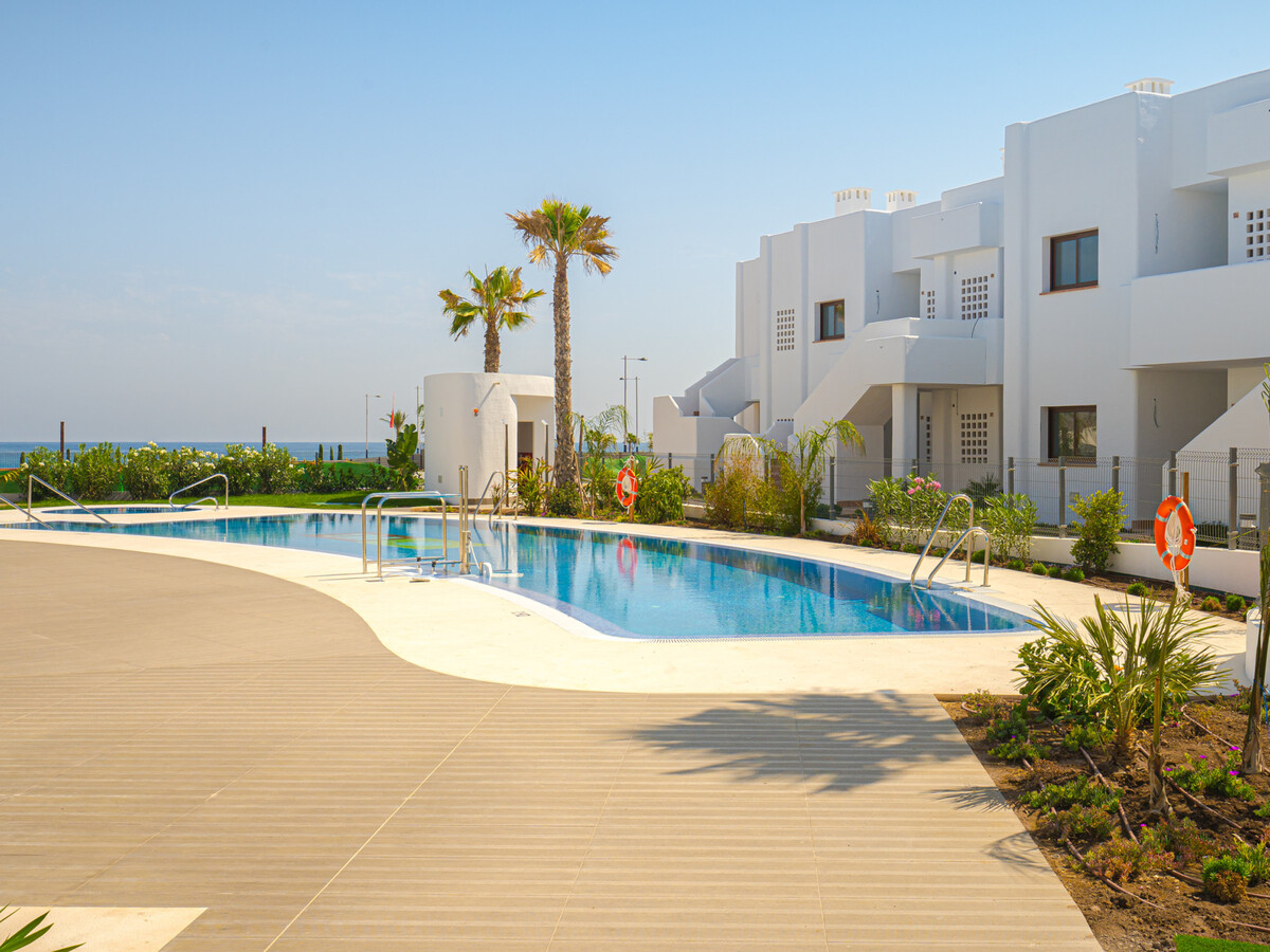 Appartement neuf 3 chambres, 100 m plage - San Juan - Photo 34