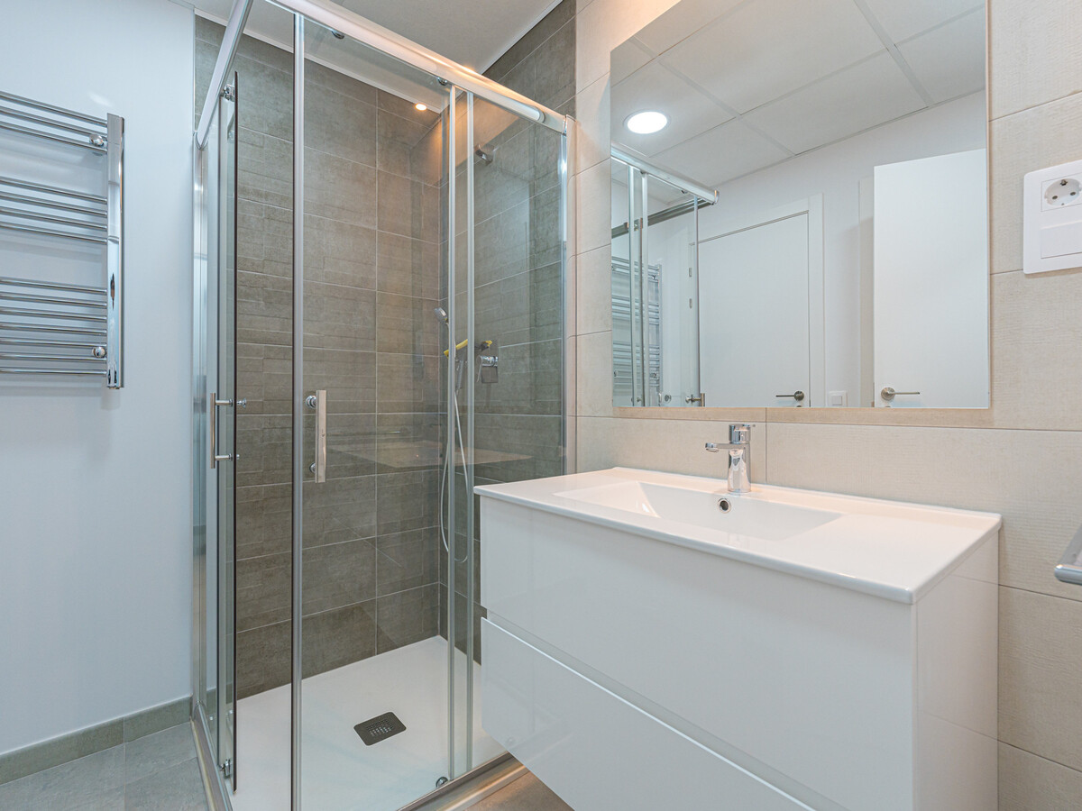 Appartement 70m² avec terrasse et piscine à San Juan - Photo 15