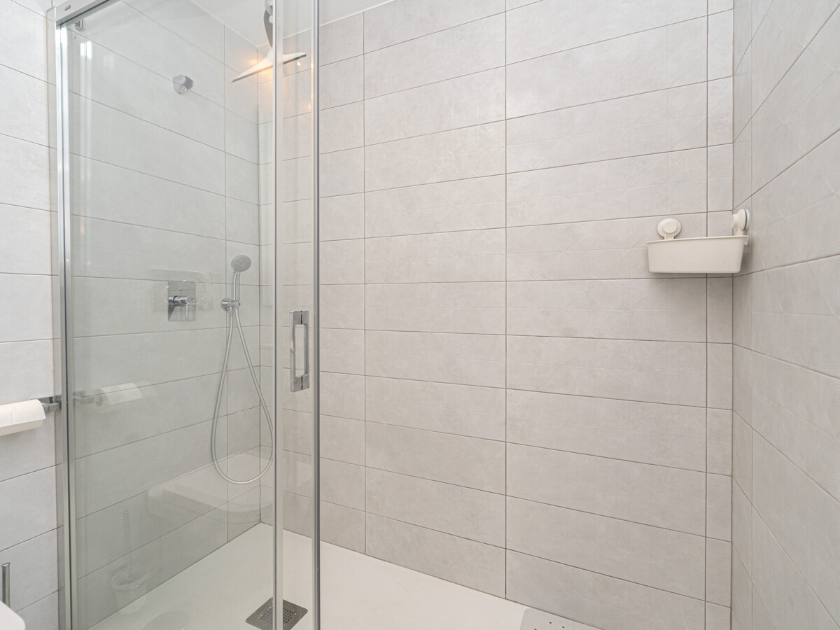 Appartement 75 m² vue piscine, 500 m plage - Photo 24