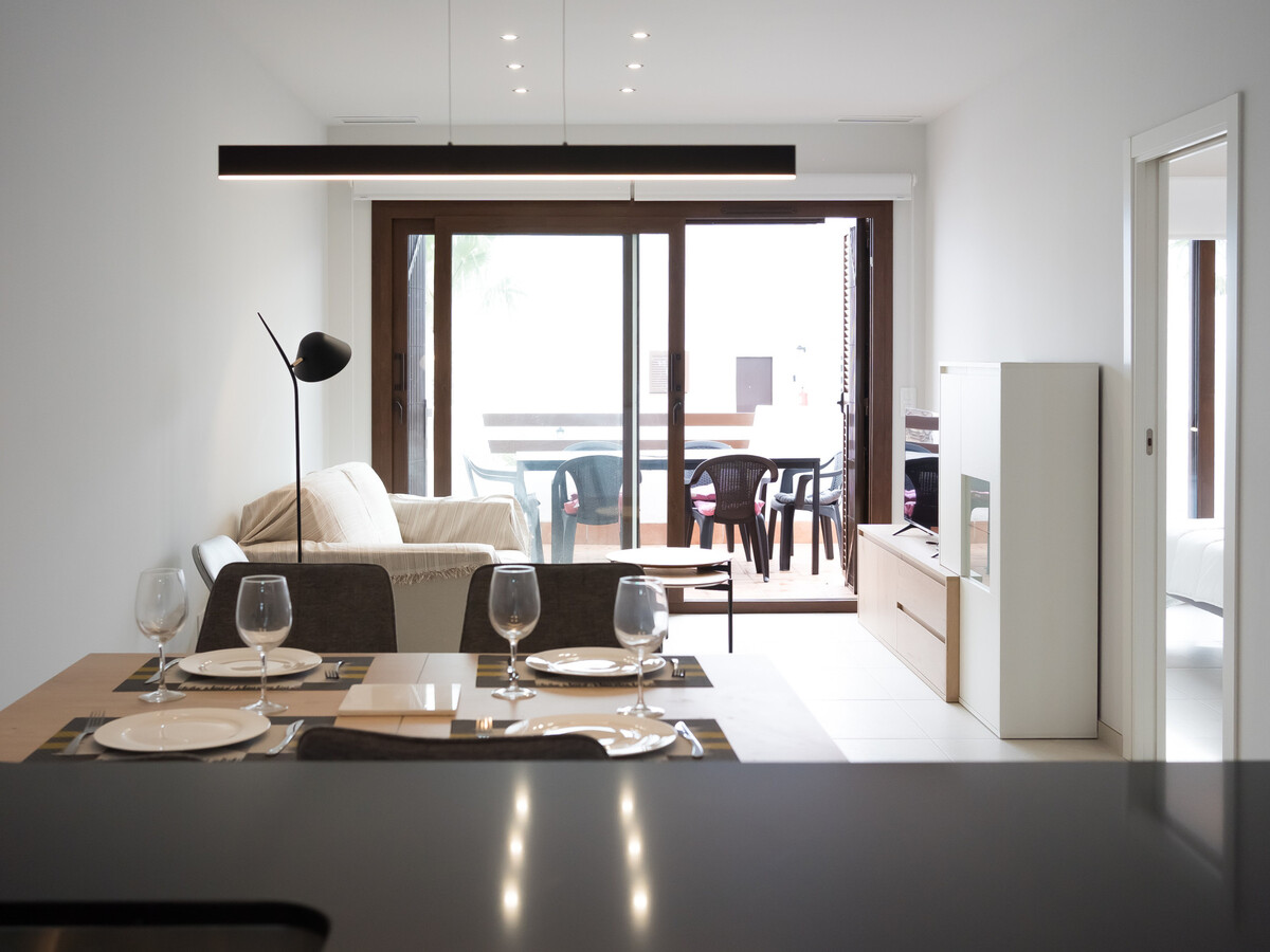 Appartement 75 m² avec terrasse et piscine chauffée - Photo 4