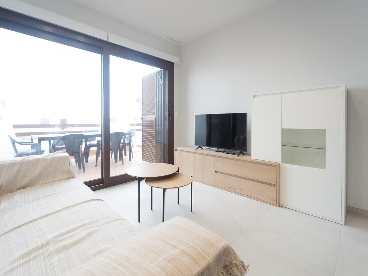 Appartement 75 m² avec terrasse et piscine chauffée - Photo 6