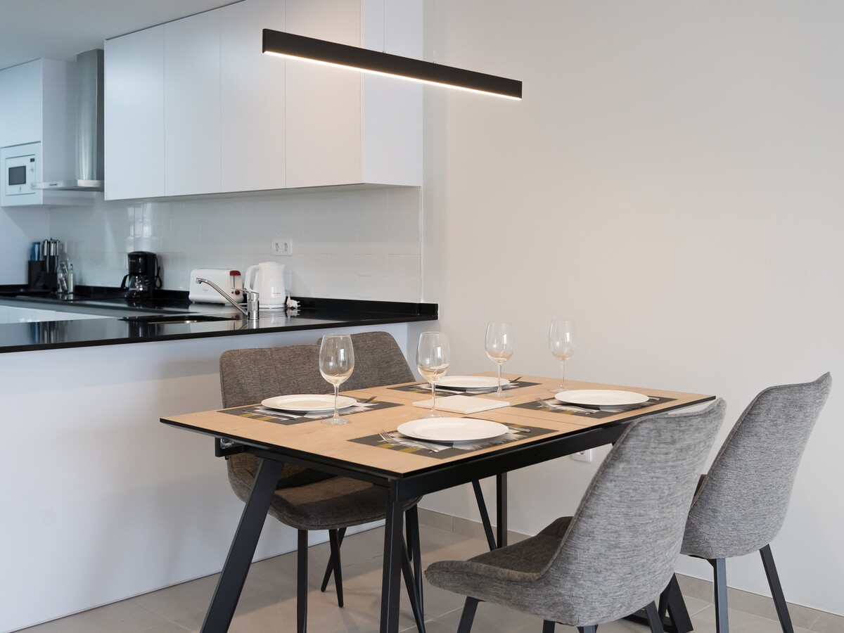 Appartement 75 m² avec terrasse et piscine chauffée - Photo 14