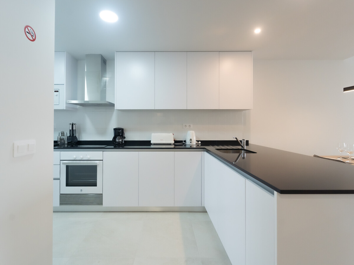 Appartement 75 m² avec terrasse et piscine chauffée - Photo 27