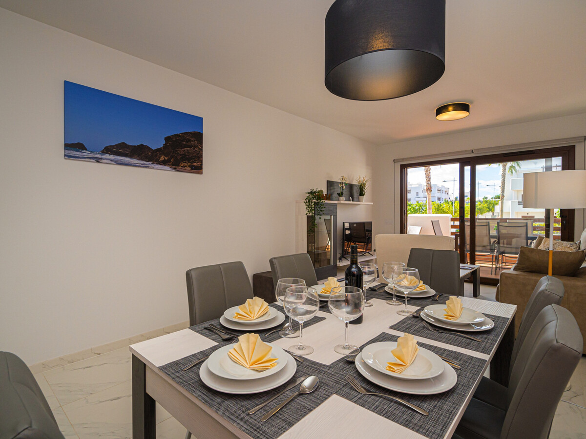 Appartement 6 pers., 3 ch. - Terrasse & piscine - Photo 10