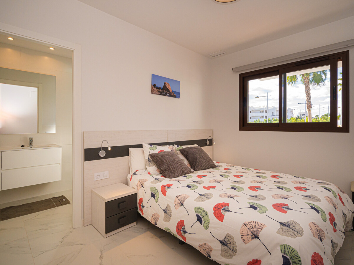 Appartement 6 pers., 3 ch. - Terrasse & piscine - Photo 16