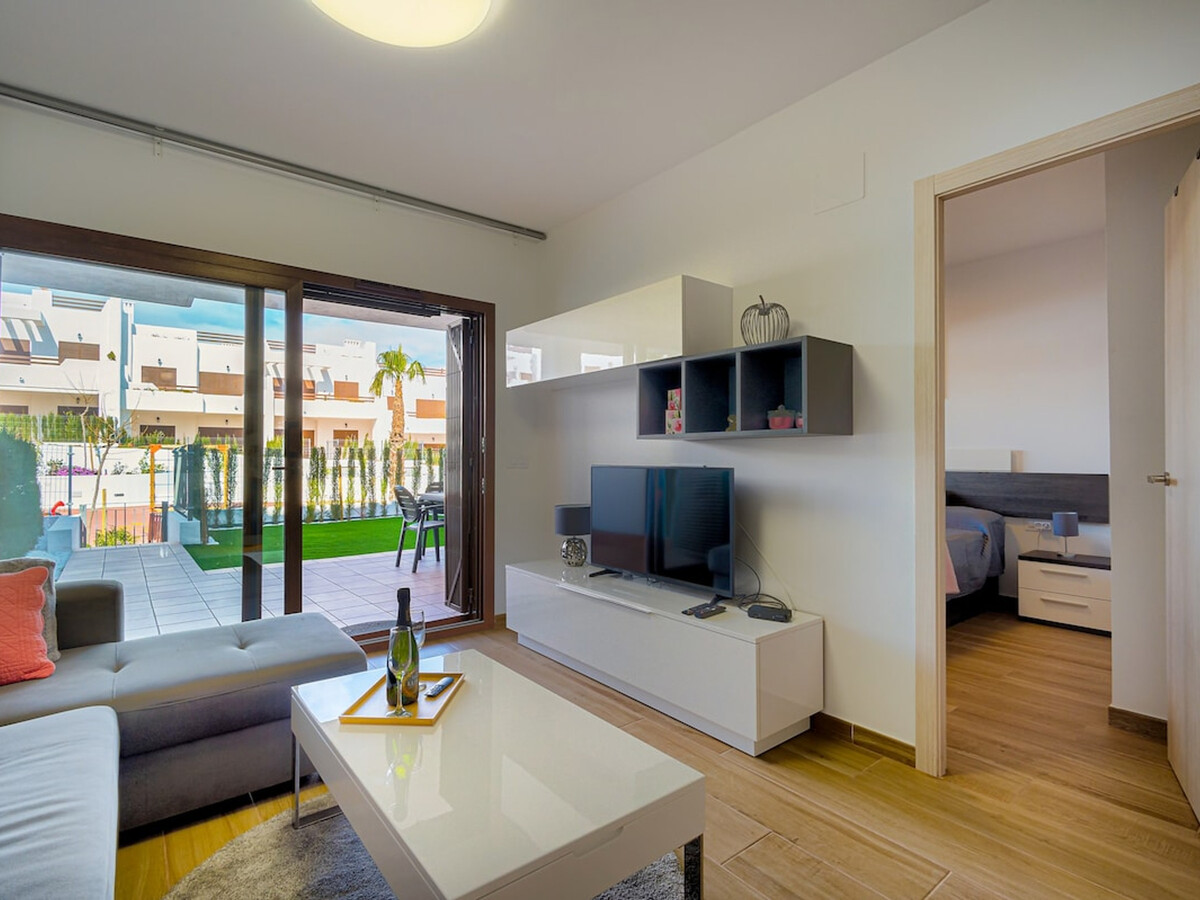 Appartement 6 pers. à 50 m de la plage, piscine - Photo 8
