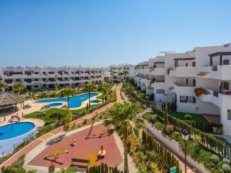 Appartement 4 pers. avec piscine à 500 m de la plage