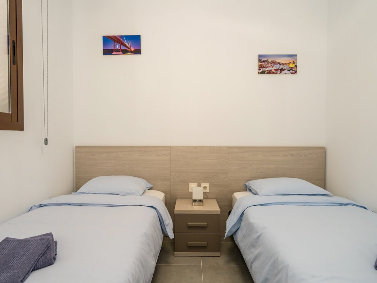 Appartement 3 chambres, piscine et plage à 500 m - Photo 17