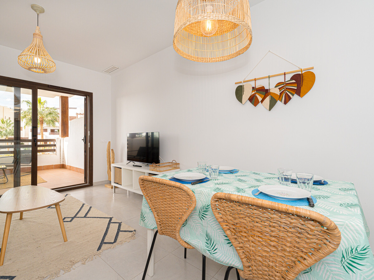 Appartement 70m² avec terrasse et vue piscine - Photo 10