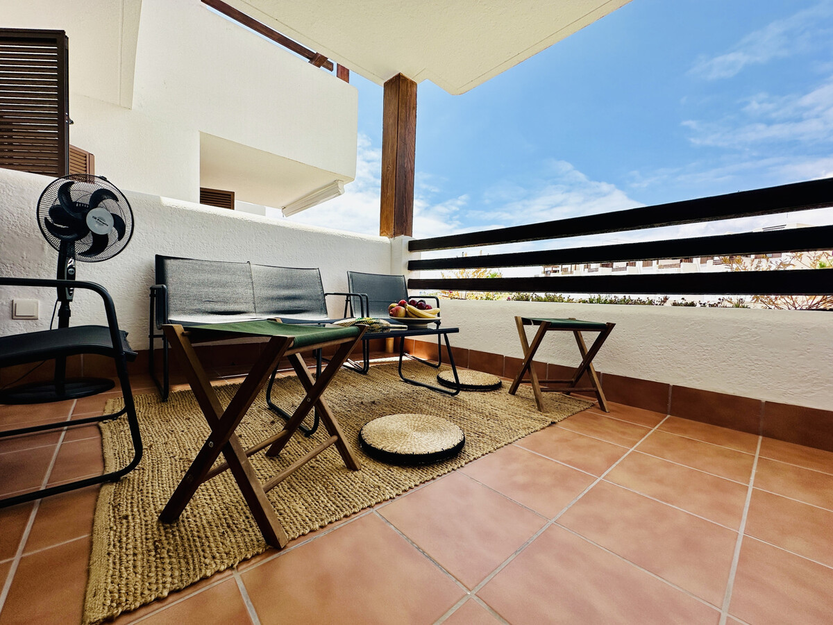 Appartement 70m² avec terrasse et vue piscine - Photo 15