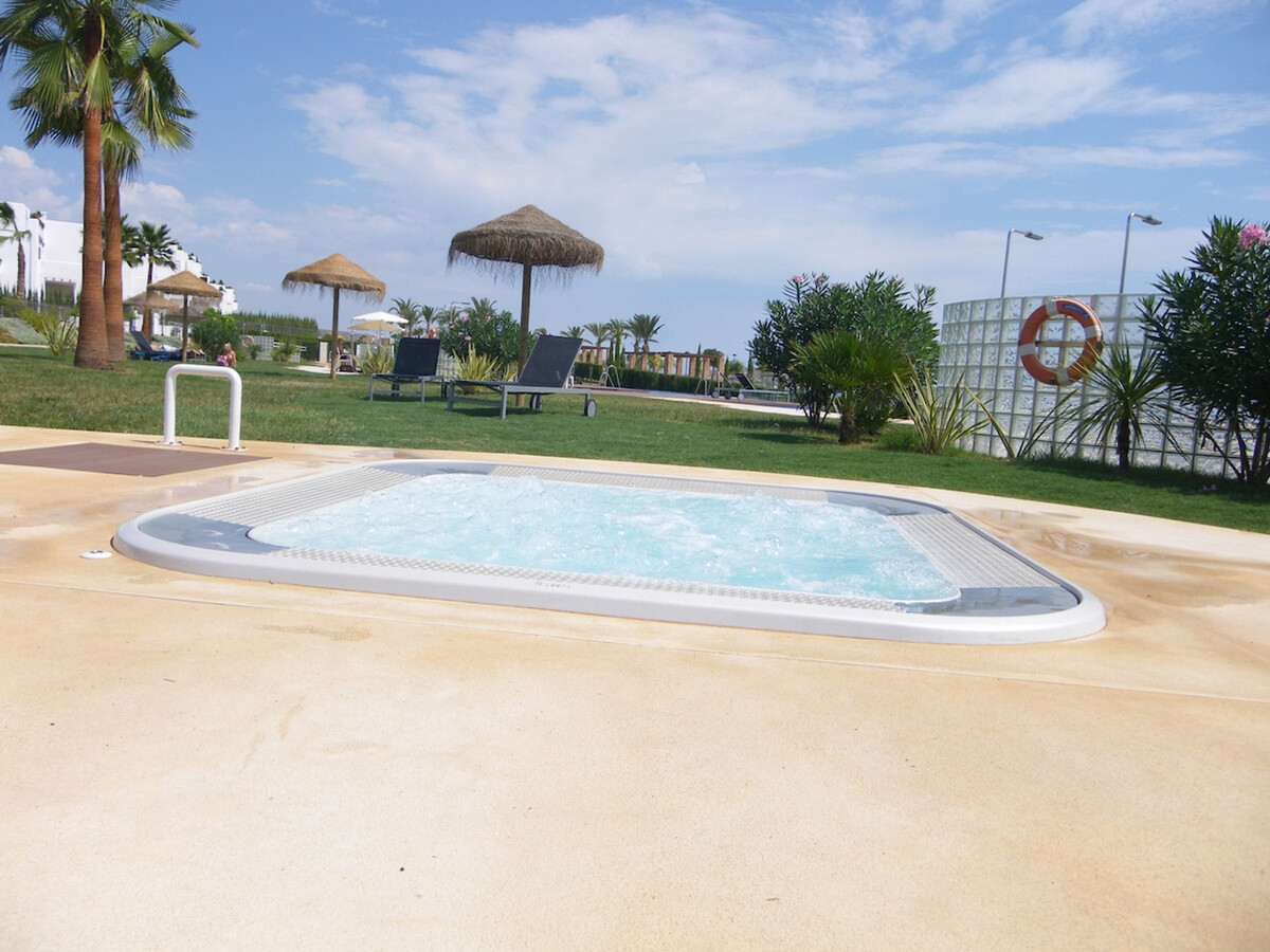 Appartement 4 pers. à 50m de la plage avec piscine chauffée - Photo 16
