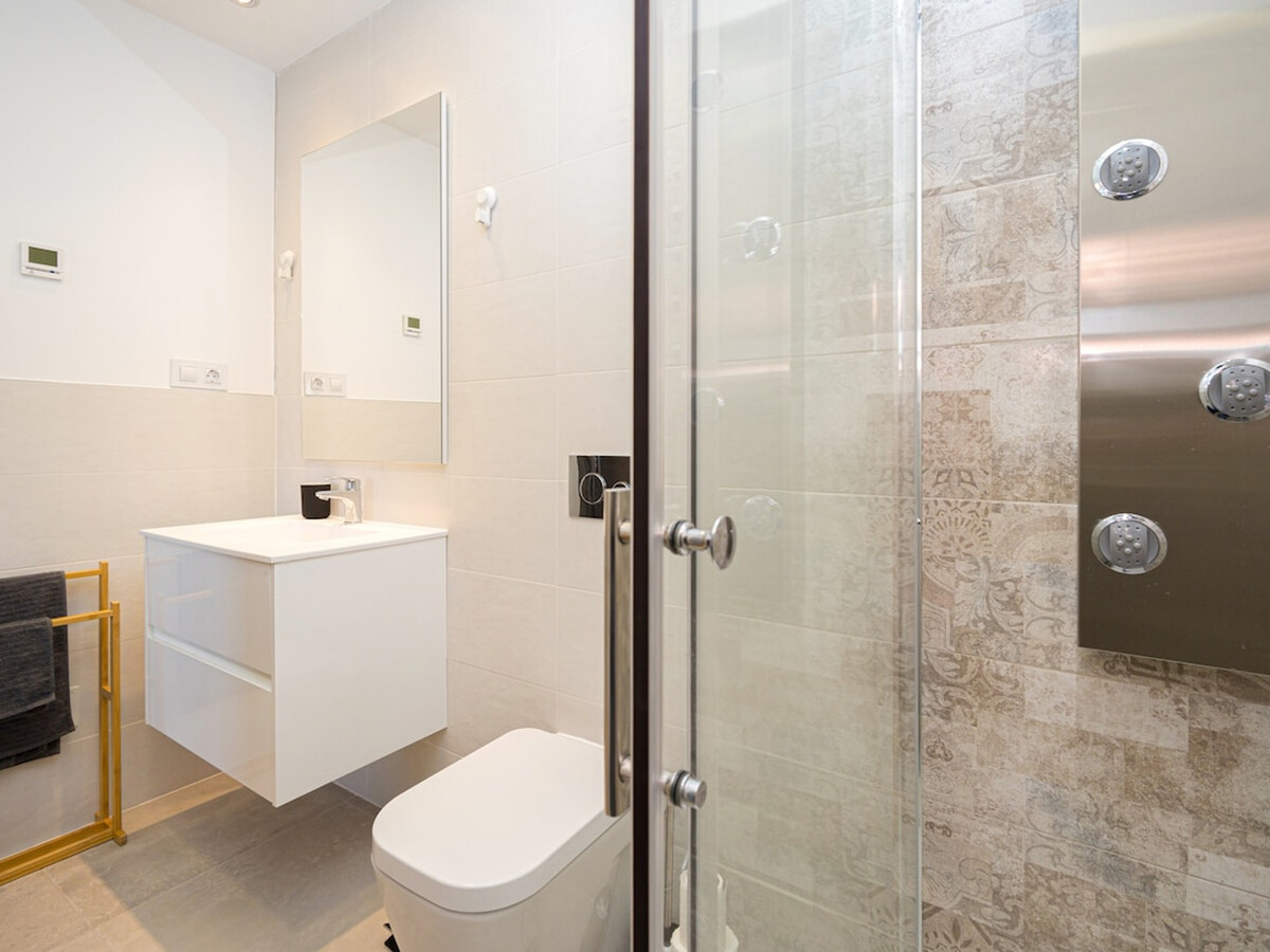 Appartement 6 pers. à 50 m de la plage - Piscine - Photo 16