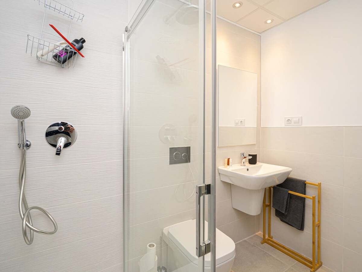 Appartement 6 pers. à 50 m de la plage - Piscine - Photo 20