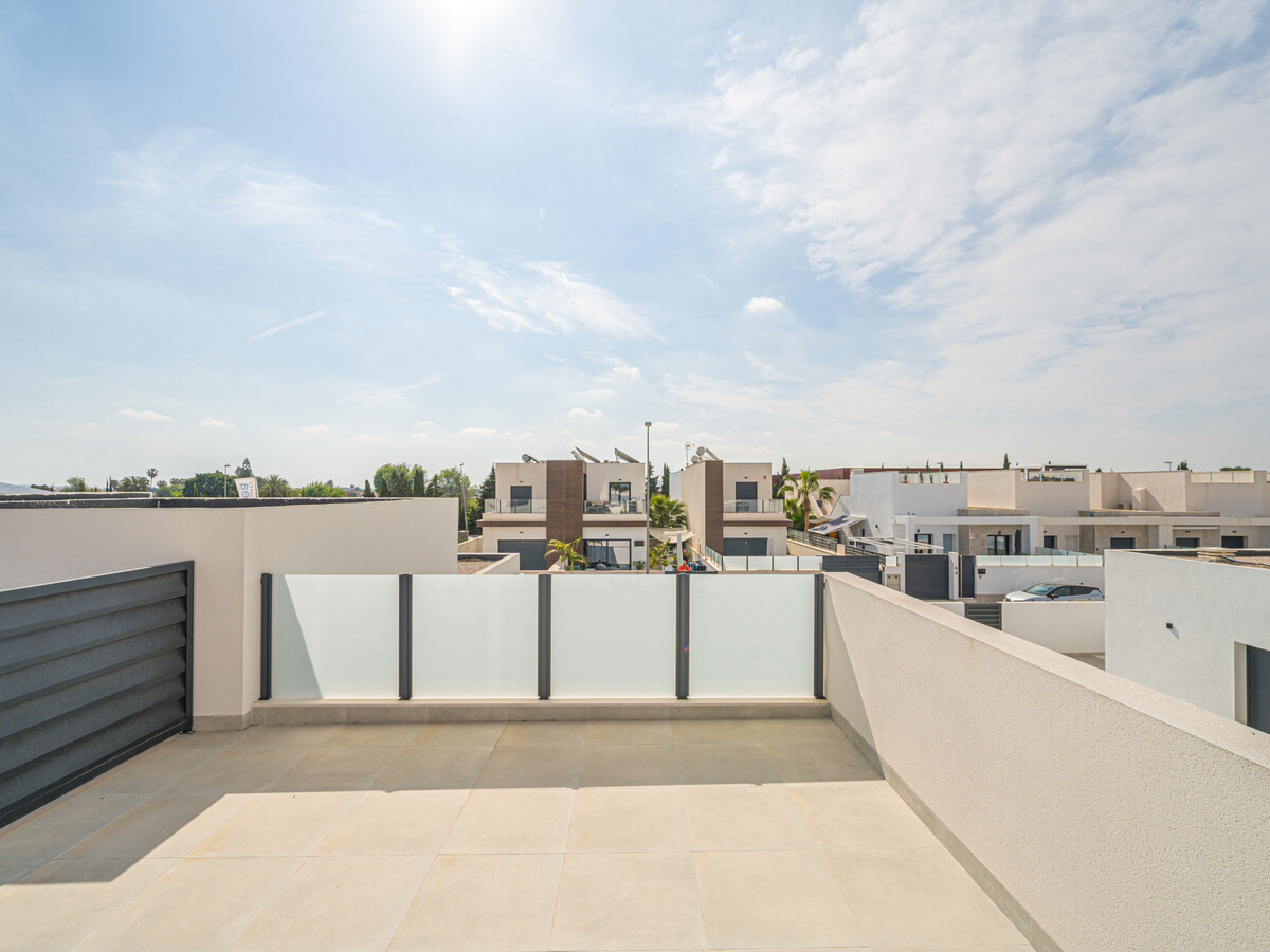 Villa moderne 100 m² piscine chauffée privée - Daya Nueva - Photo 27
