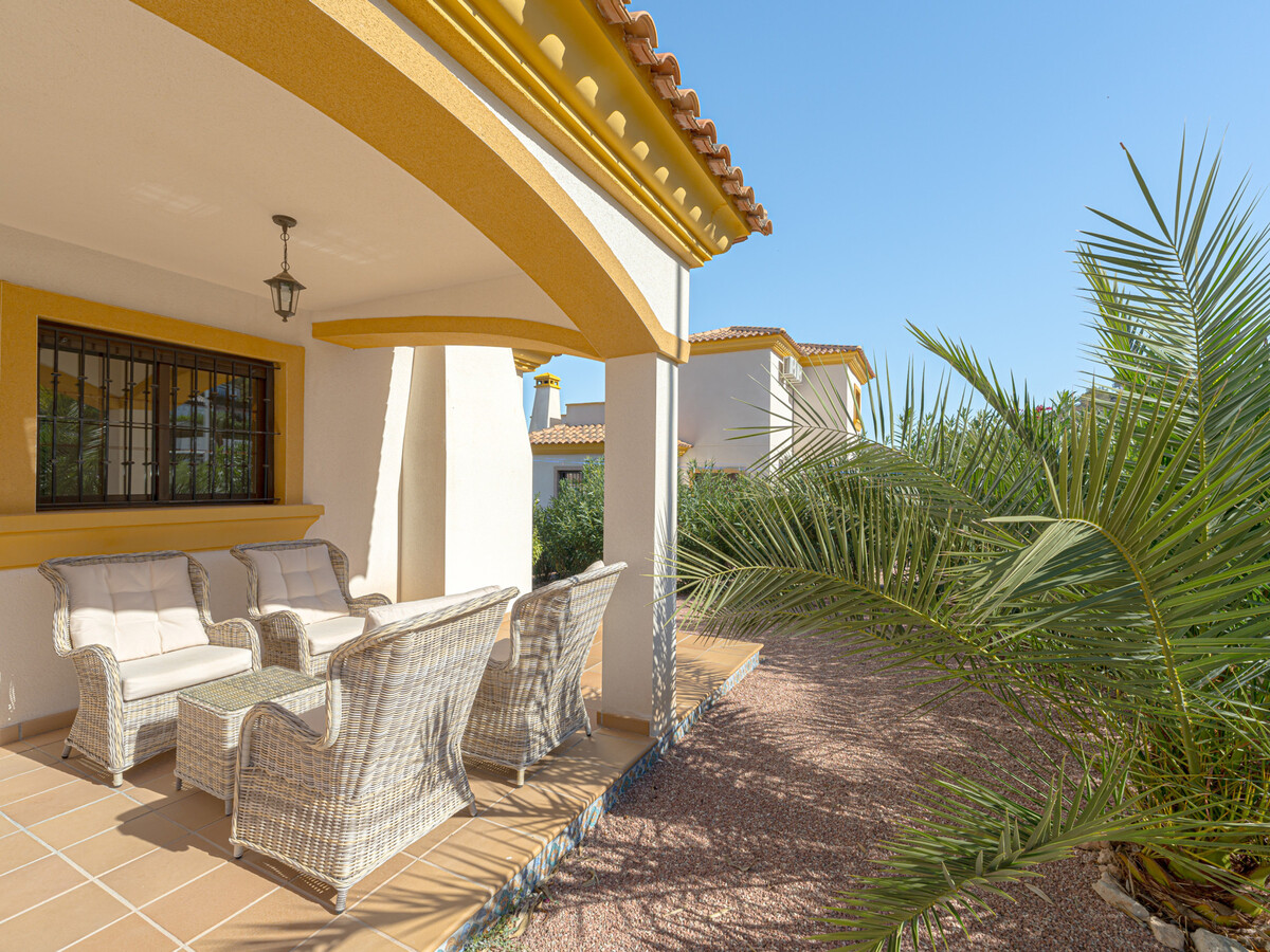 Villa moderne 6 pers. avec piscine privée à Fondó de les Neus - Photo 3
